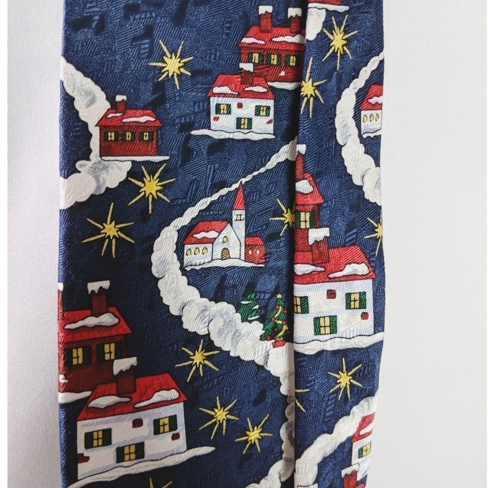 Santa Sleigh Ride Thru Village Christmas Silk Tie